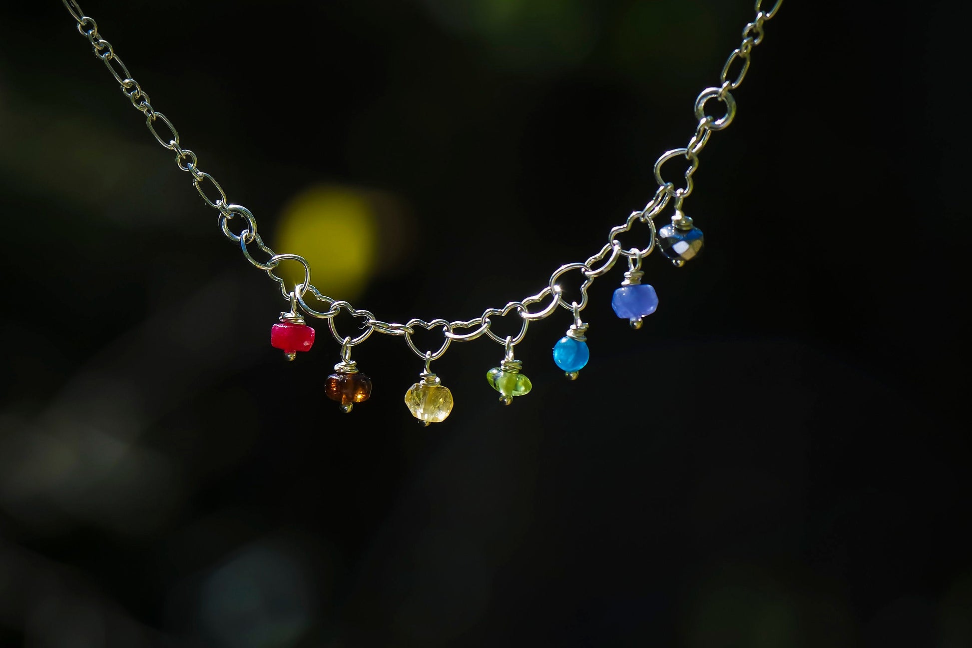 Natural Gems Chakra Balancing Necklace | Garnet, Sapphire, Citrine, Peridot, Lapis, Tanzanite, Quartz | 7 Chakras - SaraCura Spirit
