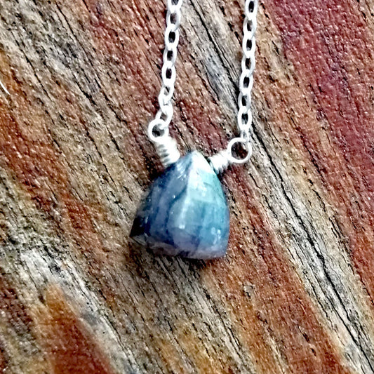 Labradorite Pyramid on a Sterling Chain - Crown Chakra - Clear and Protect your Aura